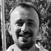 Antoine Cazals, Fondateur d'AVYONIA